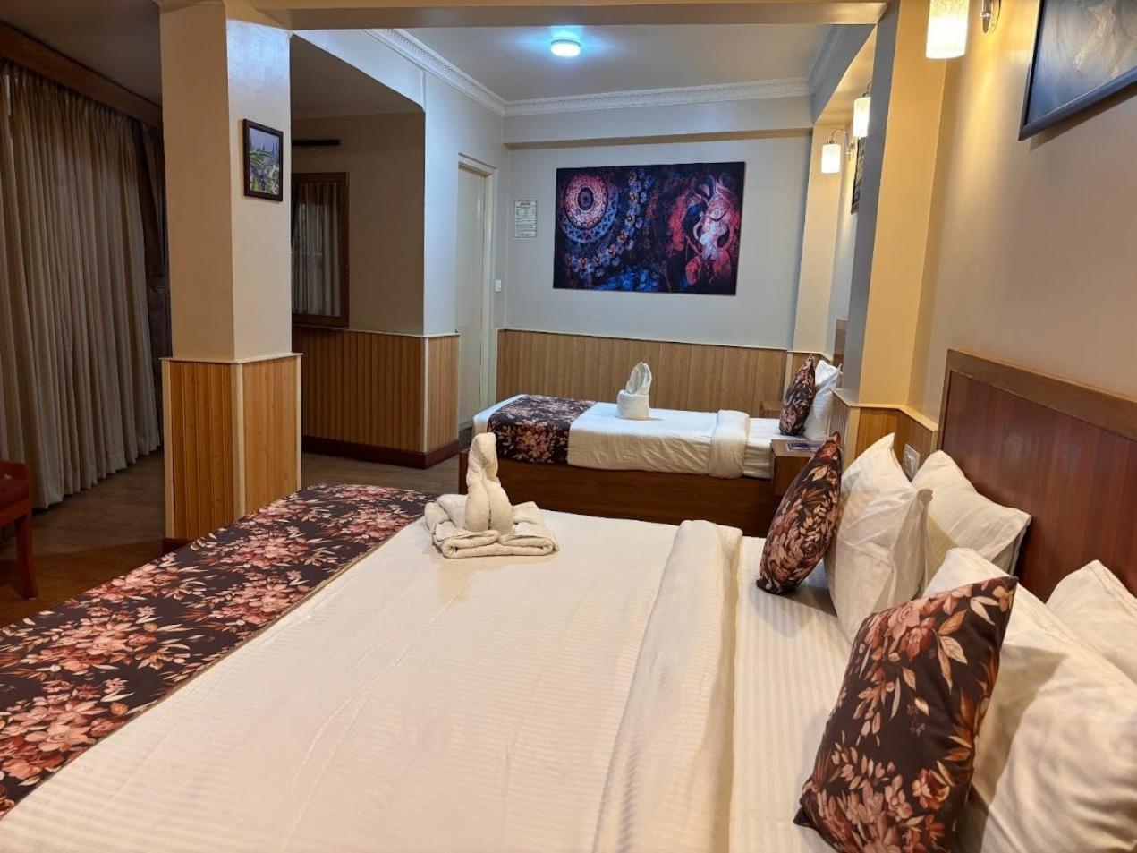 מלון דרג'ילינג Serenity Taksa Palace מראה חיצוני תמונה