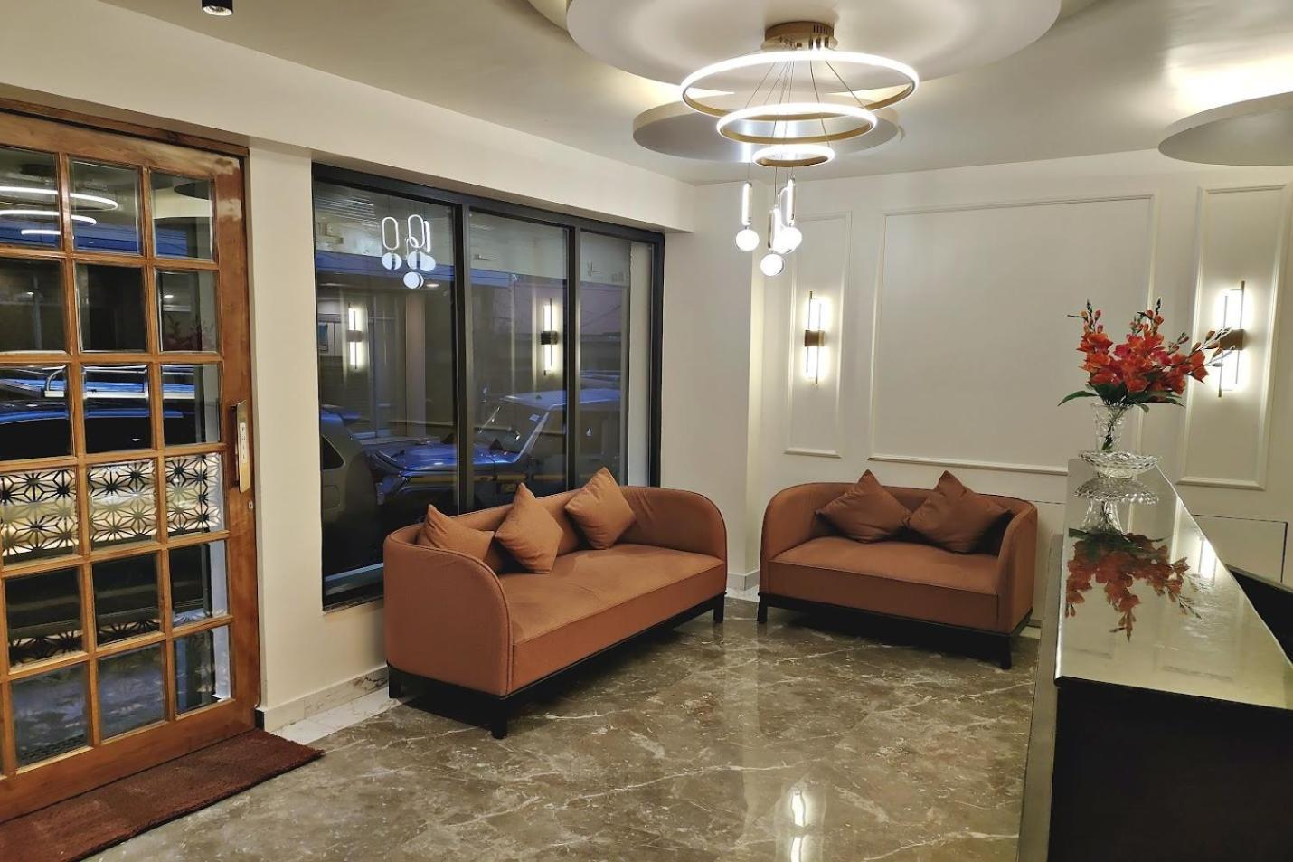 מלון דרג'ילינג Serenity Taksa Palace מראה חיצוני תמונה